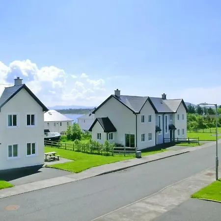 Semi Detached Houses Glor Na Farraig Knightstown Eir03040 Lyb * 킬라니